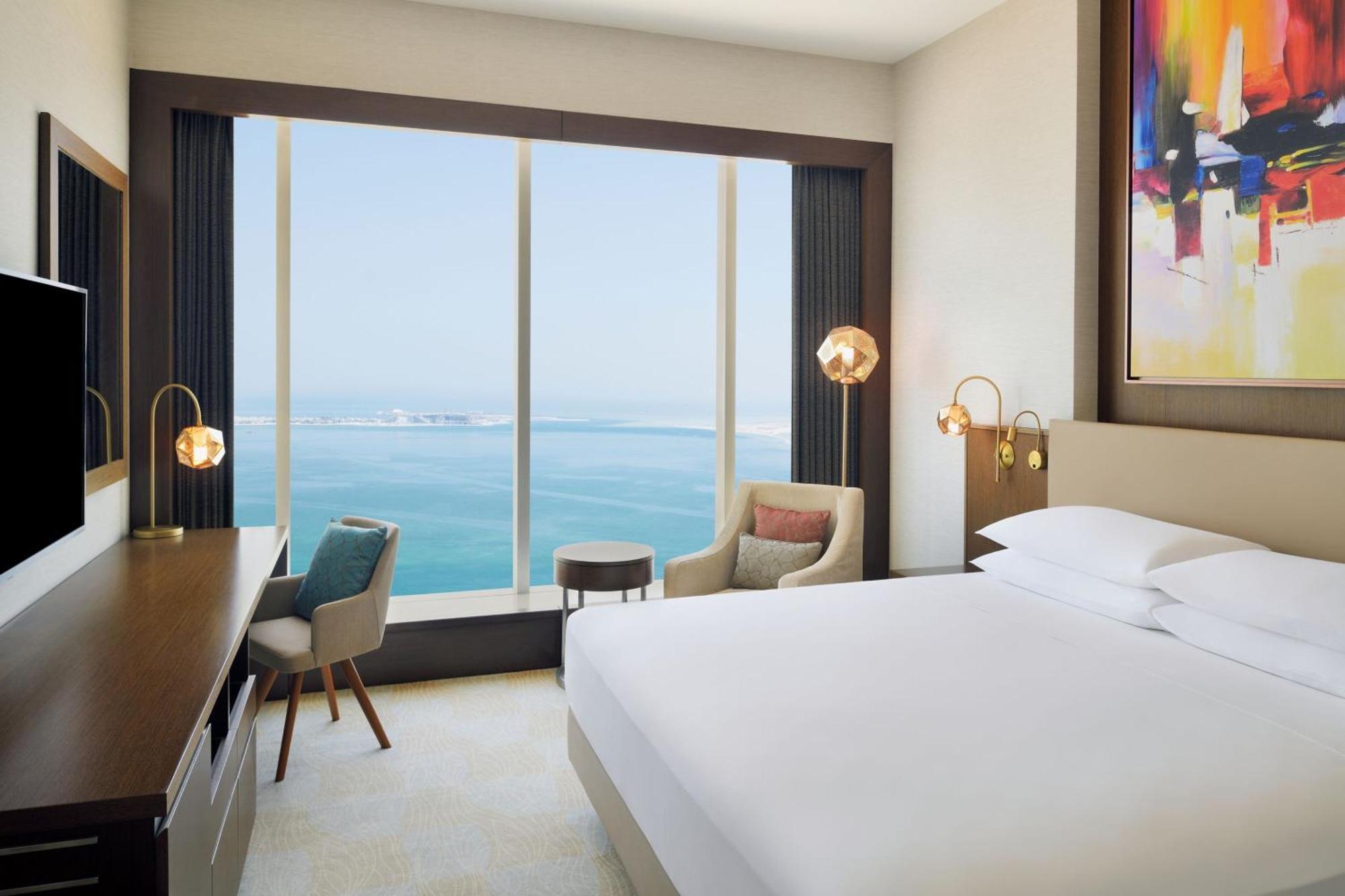 Delta Hotels By Marriott City Center Doha Exterior foto A guest room at the hotel
